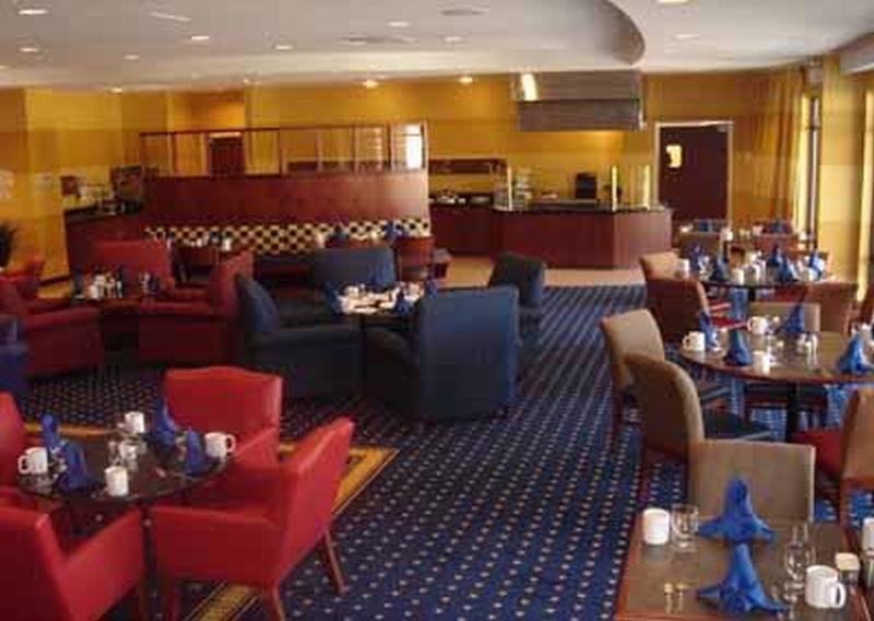 Courtyard By Marriott Shippensburg Hotel Екстериор снимка