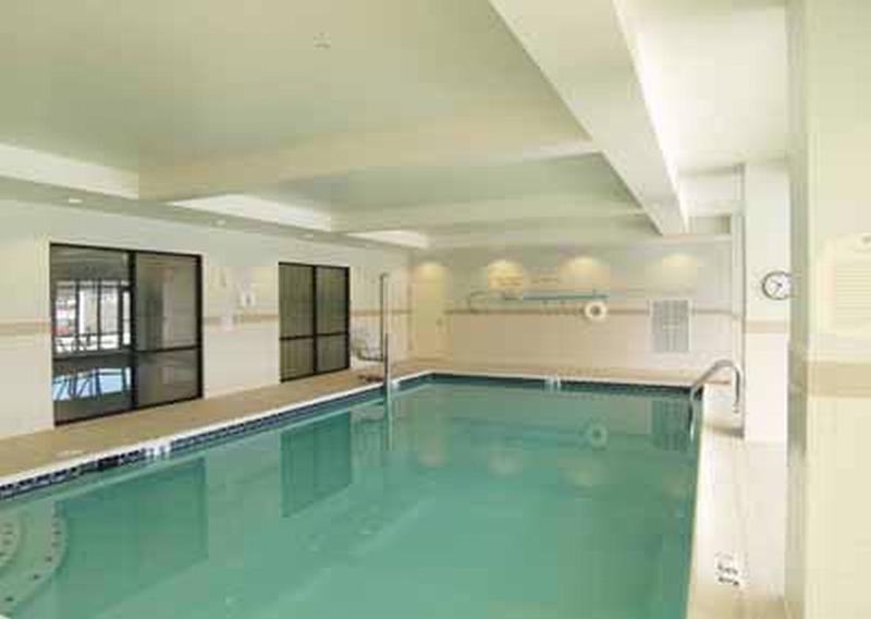 Courtyard By Marriott Shippensburg Hotel Екстериор снимка